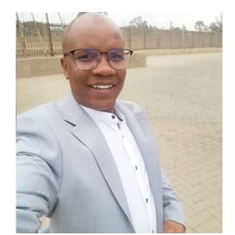 Portrait of Mahlatse Khoza, Oracle Database Administrator, EBS & Apex at APPSolve Group